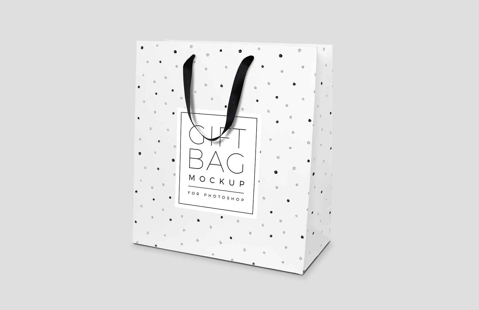 Download Gift Bag Mockup for Photoshop — Medialoot